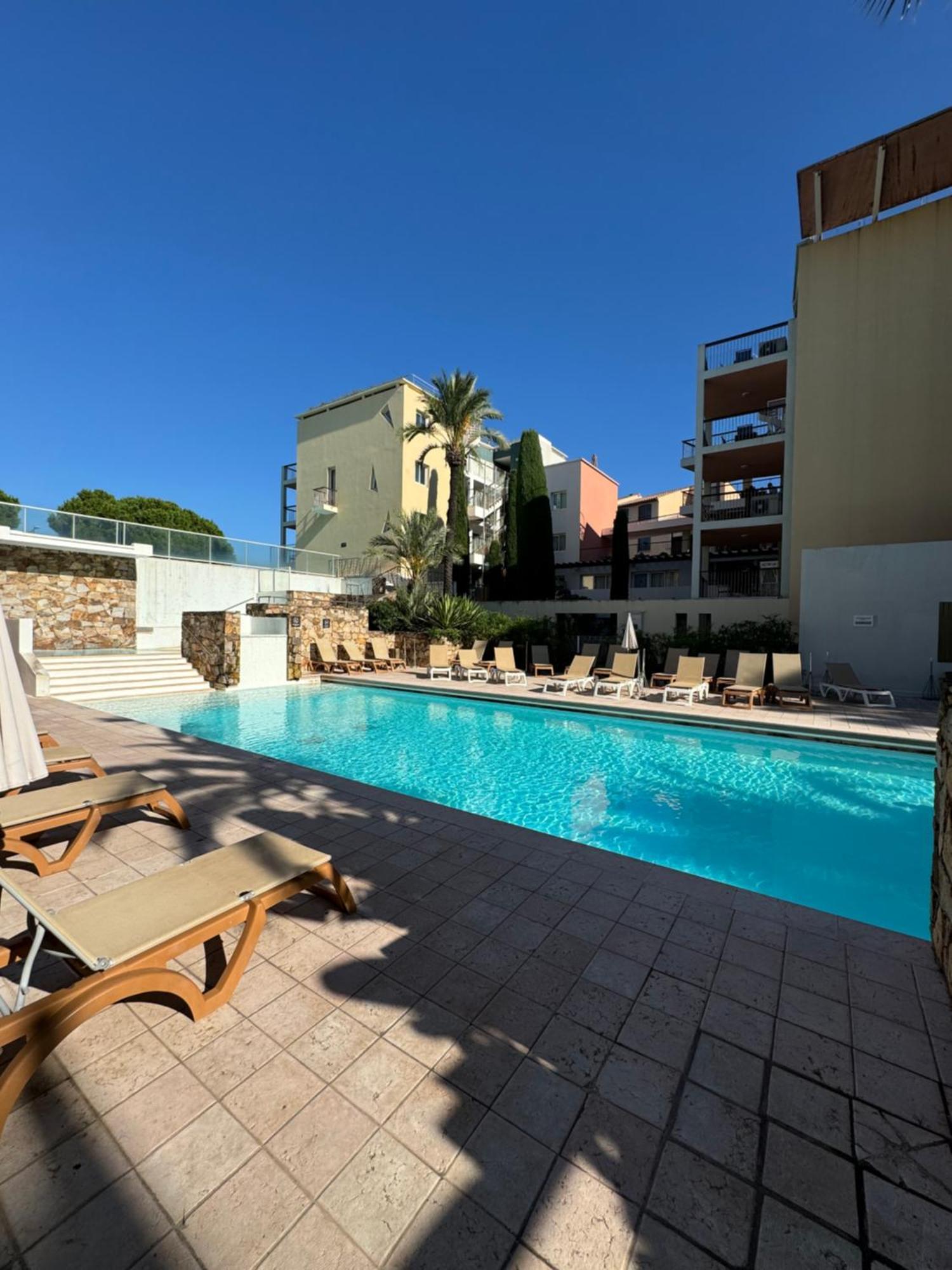 Appartamento Antibes Port - Terrasse - Parking - Piscine Esterno foto